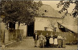 č.p. 11 Vašica Jan, Vašicová Františka, Vašica Jaroslav, Smolka Antonín, Kremerová (Smolková) Anna
roz. Haidrová, Vašicová Hedviga, Janíčková Marie (služka), Kremerová, Kadulka